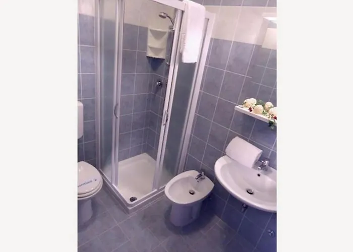 Modern In The Heart Of 아파트